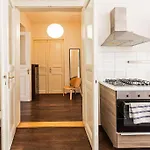 Unique Stylish - L3 * Prague