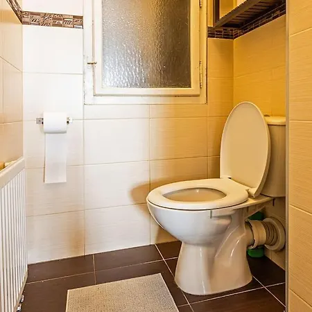 Unique Stylish - L3 * Praga